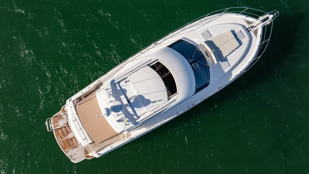 2015 Riviera 5000 Sport Yacht S2